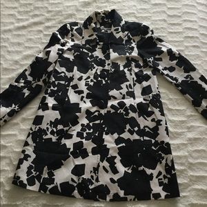 100% Silk Anne Klein Abstract print coat